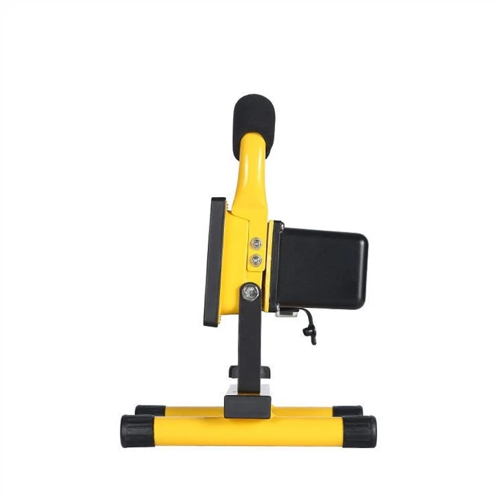 battery operated outdoor flood lights