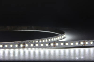 Tira de luz LED blanca 2835