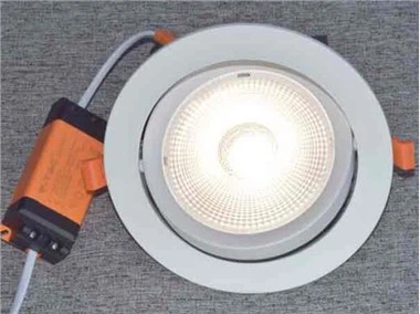 Downlights empotrados de panel delgado para techo